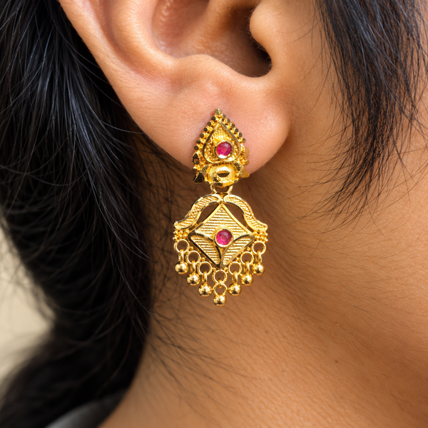 Traditional Ruby Kemp Stone Kammal with Gold Beads sku 362