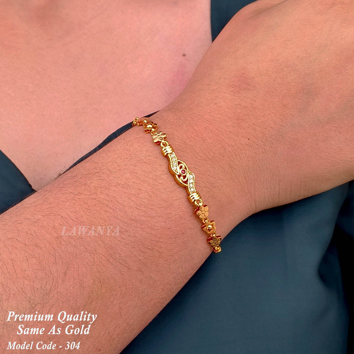 Everlasting Shine – Adjustable & Anti-Tarnish Gold-Plated Bracelet