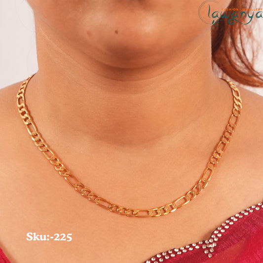 Classic Gold Figaro Chain – Everyday Wear Design