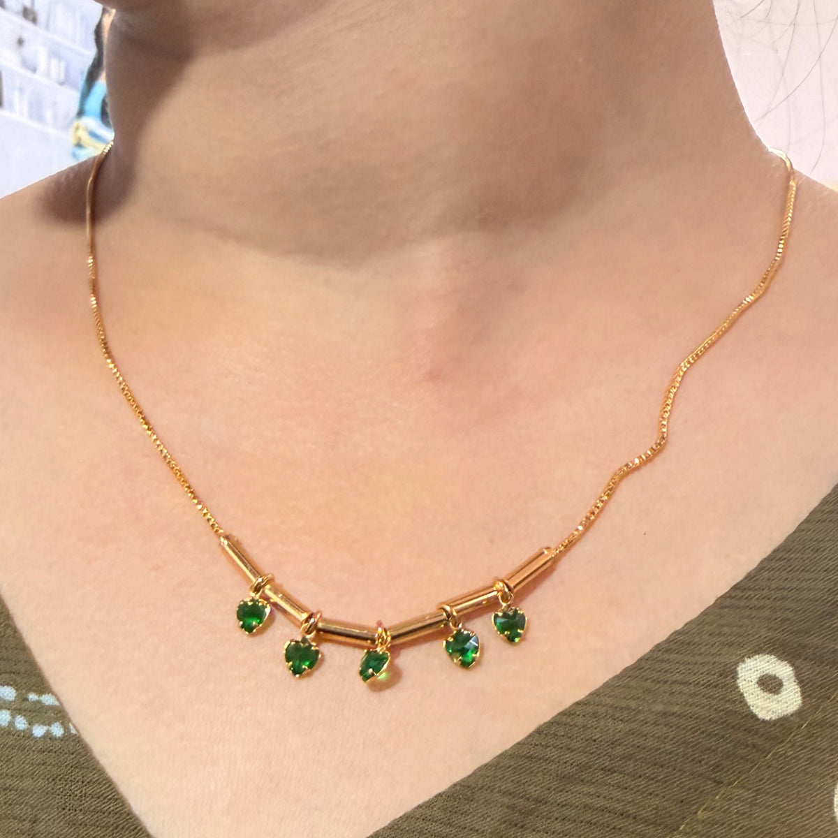 Signature Emerald Clover Chain – Elegant Everyday Luxury Jewelry sku 136