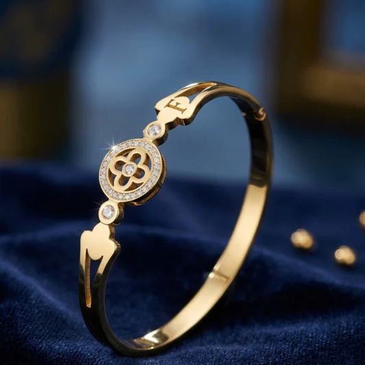 Luxury Clover Crystal Gold-Plated Adjustable Bracelet Kada for Women | Anti-Tarnish 1104
