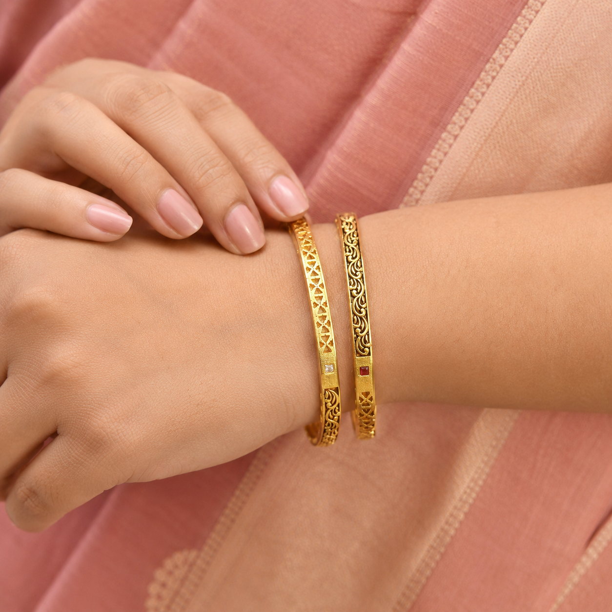 Elegant Cutwork Gold Plated Bangles Set sku 626